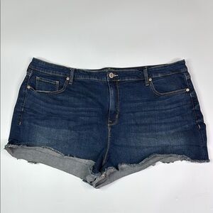 Torrid High Rise A-Line Shortie Short - Vintage Stretch Dark Wash Size 24